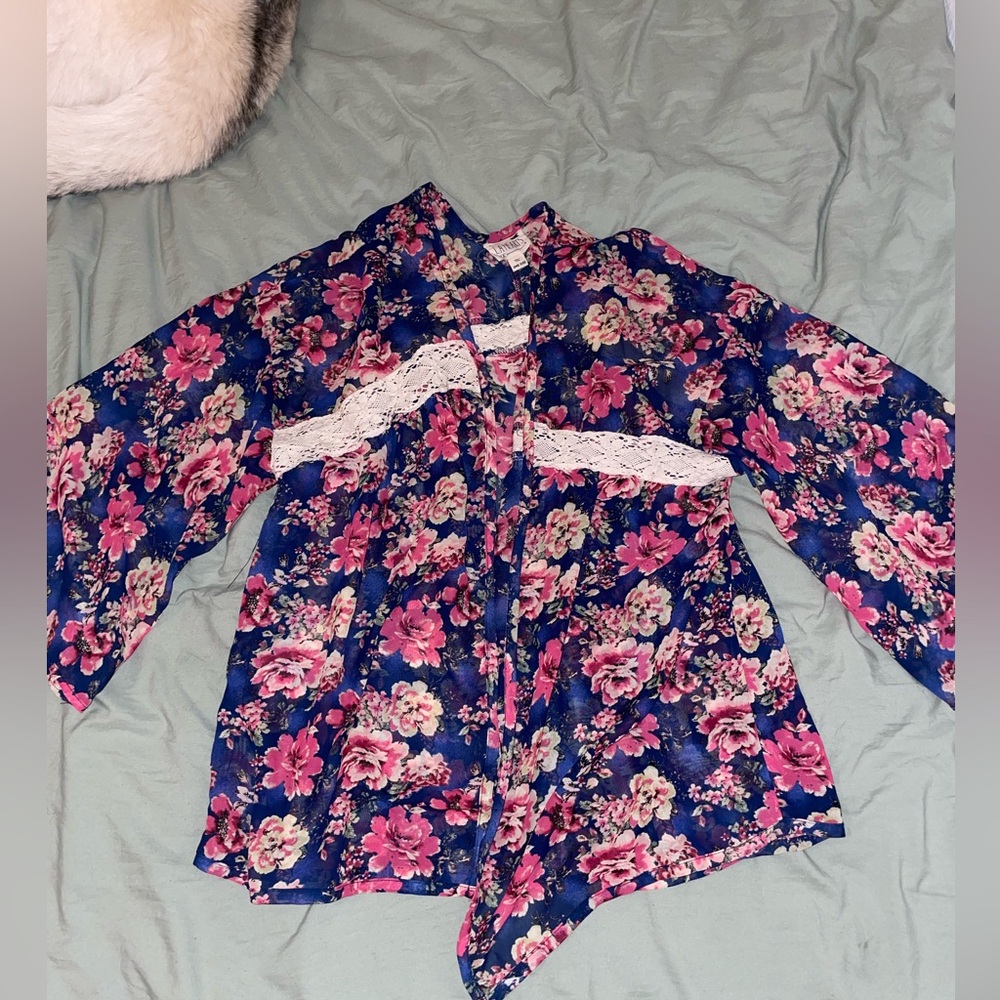 Pacsun kimono. One size.